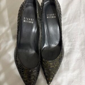 Stuart Weitzman pumps